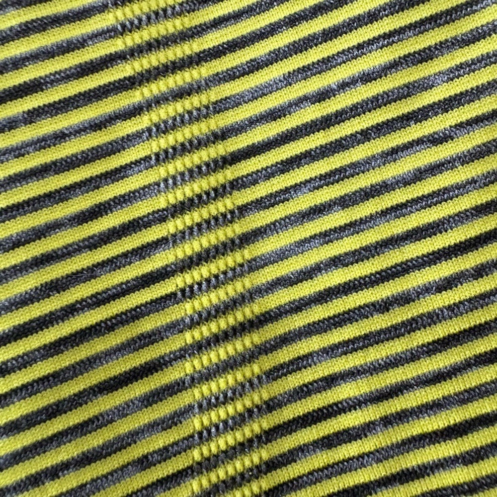 Lululemon Swiftly Tech Short Sleeve 2.0 Sonic Yellow Size 6 - Picture 11 of 13